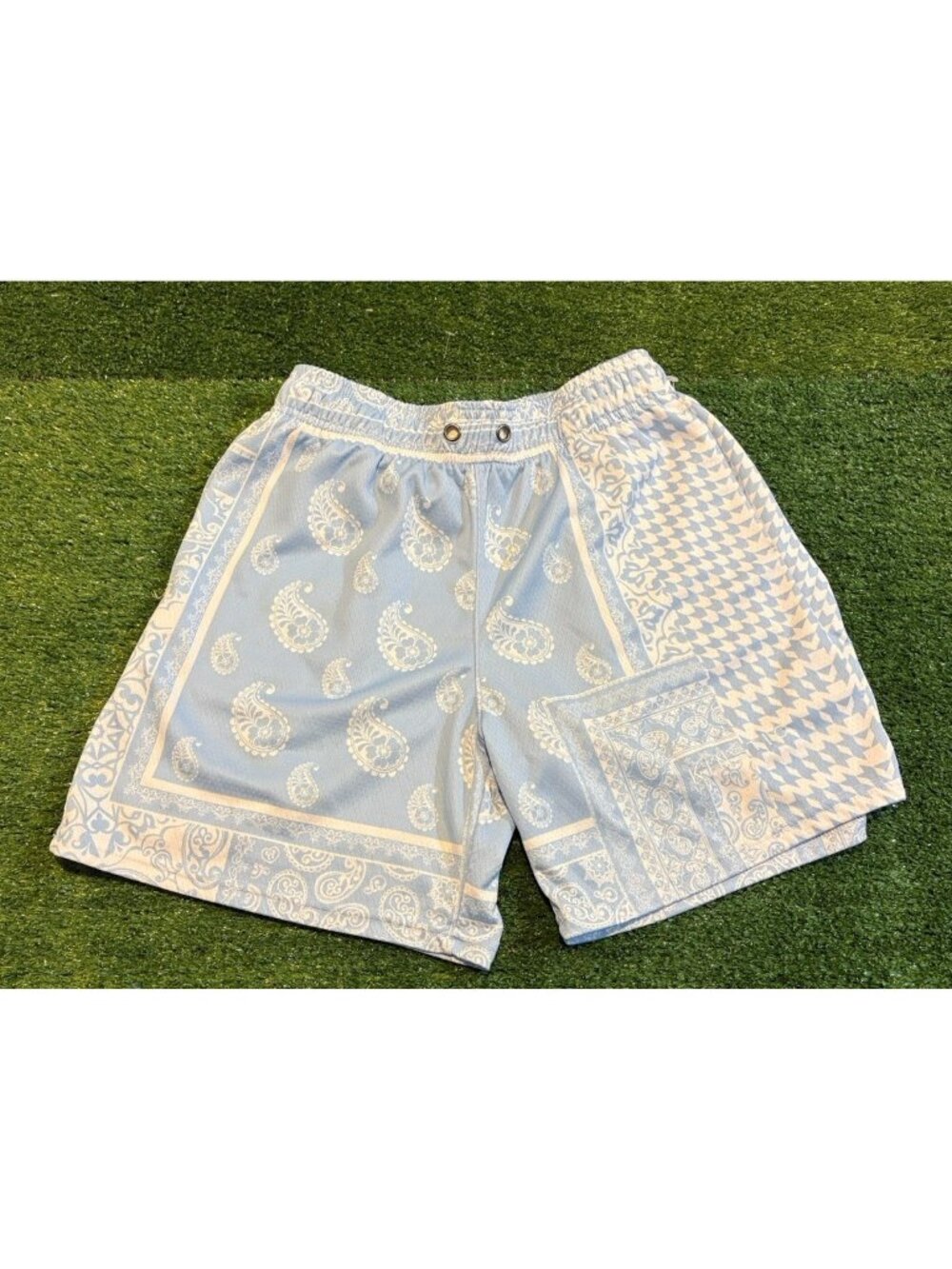 Kinetic Kings shorts mens small blue white paisley lighweight 5" inseam casual